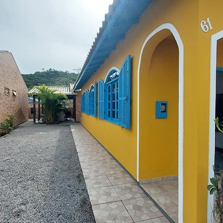 Casa 300M Da Praia Com Lindo Jardim! Florianopolis Luaran gambar